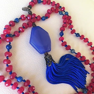 FEMINIDAD - Dyde Jade y Lapislazuli -